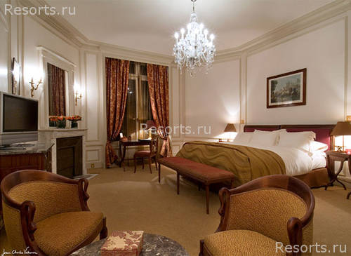 Hotel Le Royal Monceau 11